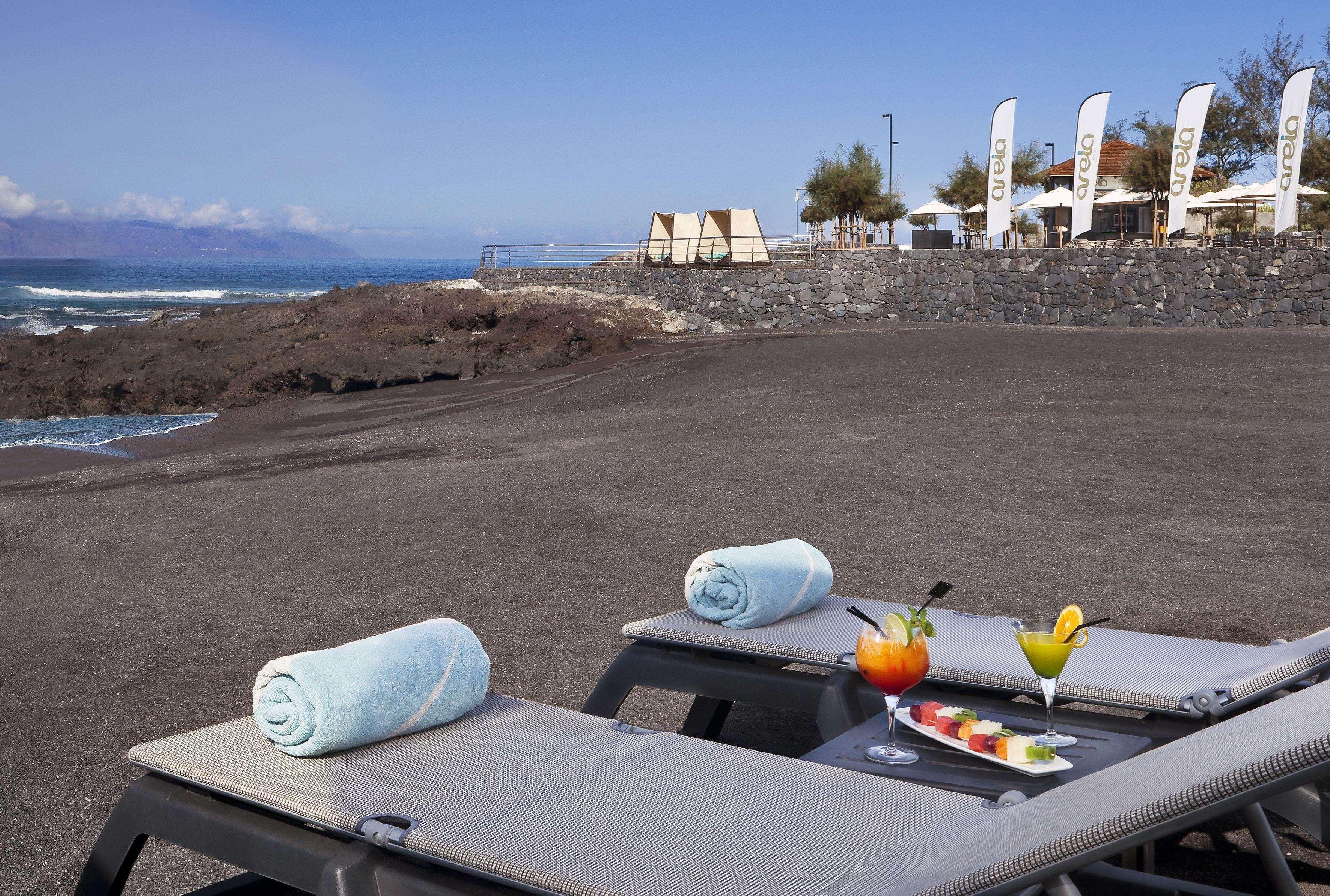 伊索拉宫美利亚水疗大酒店及度假村 Alcalá la Real 外观 照片 Beach at the hotel