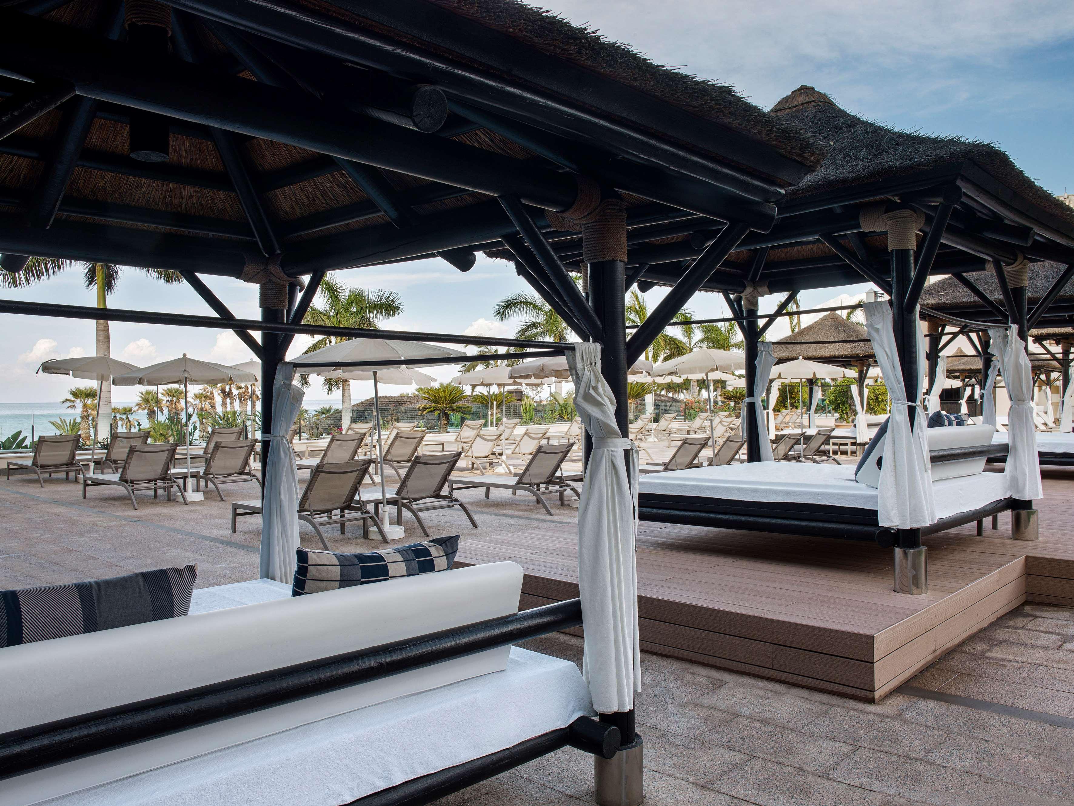 伊索拉宫美利亚水疗大酒店及度假村 Alcalá la Real 外观 照片 The beach at the Grand Palladium Hotel