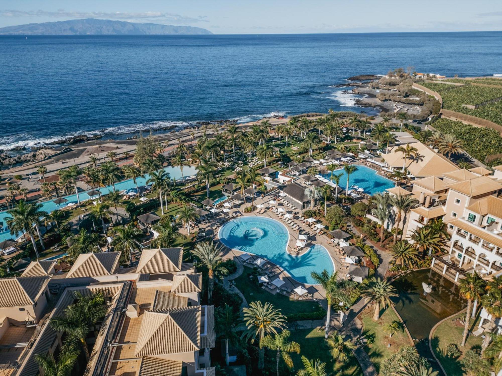 伊索拉宫美利亚水疗大酒店及度假村 Alcalá la Real 外观 照片 Aerial view of the resort